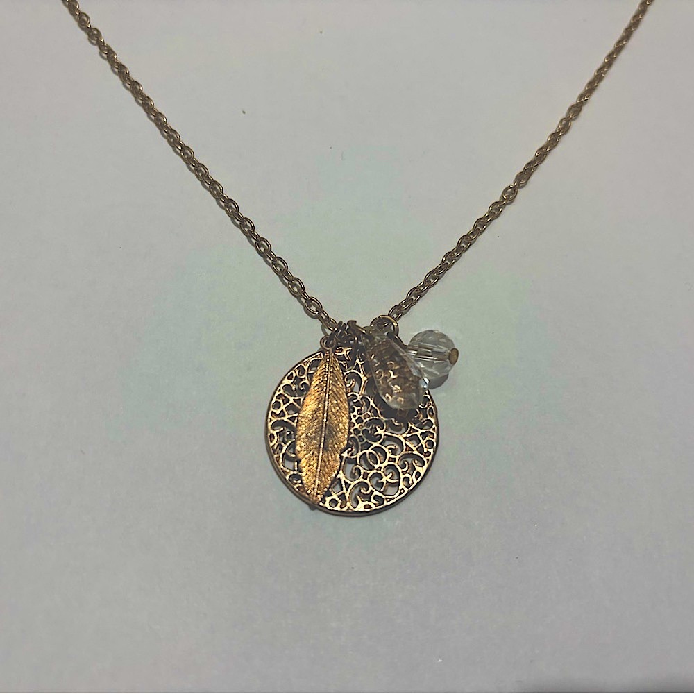 Vintage feather pendant gem and chain necklace - Picture 3 of 6